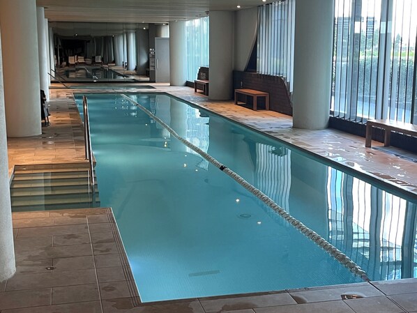 Exercise/lap pool