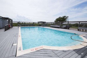 Pool - Just Add Water | 400 ft to the beach | Hot Tub, Dog Friendly, and Community Pool (Nags Head)
