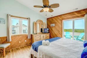 4 bedrooms, internet, bed sheets