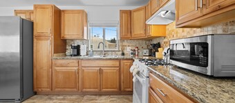 4-bedroom house in charming El Cajon with AC, WiFi