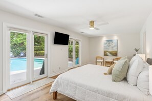 4 bedrooms, iron/ironing board, free WiFi, bed sheets