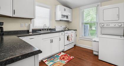 The Beach Peach - Downtown location with new charm!