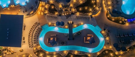 Indendørs pool