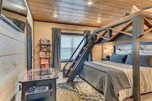 6 bedrooms, iron/ironing board, free WiFi, bed sheets - New - Free Waterpark, Pickleball, Indoor Pool (Sevierville)
