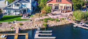 New! Bearadise ~ Boulder Bay Lodge w/ private dock