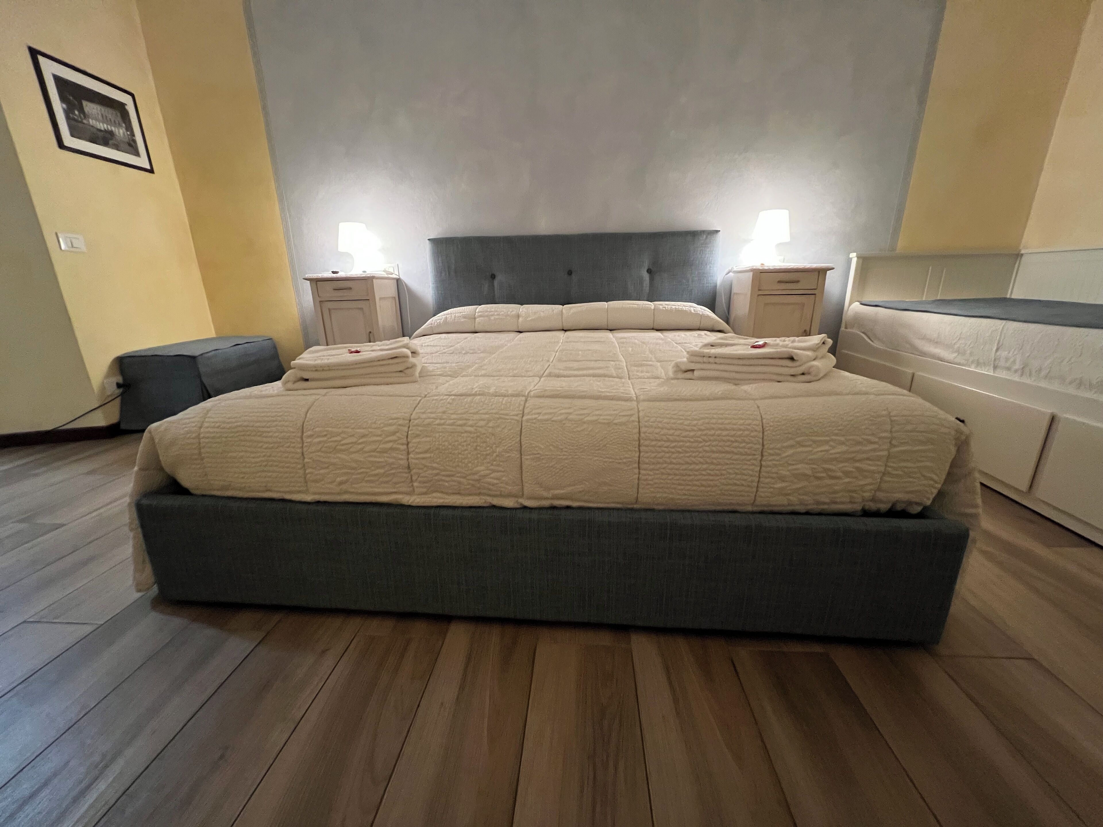 3 bedrooms, iron/ironing board, travel cot, free WiFi