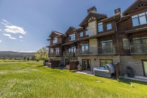 Exterior - New! Near Town Center with private hot tub and community center (Big Sky)