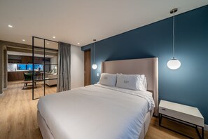 1 slaapkamer, een strijkplank/strijkijzer, beddengoed