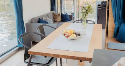 Floating Home-Hausboot Saarschleife by Interhome