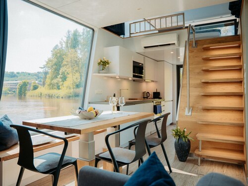 Floating Home-Hausboot in Mettlach Hafen by Interhome