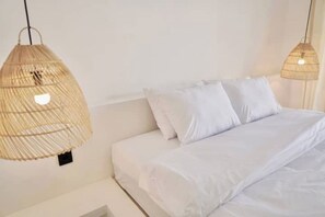 3 chambres, fer et planche à repasser, Wi-Fi, draps fournis