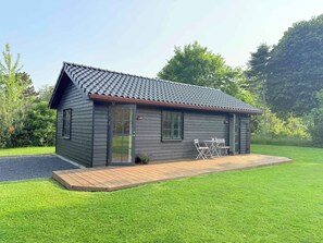 Exterior - Lovely small cottage near beach and nature (Hundested)