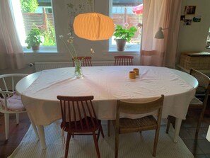 Dining - Charming Family Home Close to Beach and Forest (Roskilde)