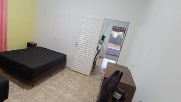 2 bedrooms, desk, free WiFi