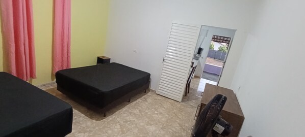 2 bedrooms, desk, free WiFi