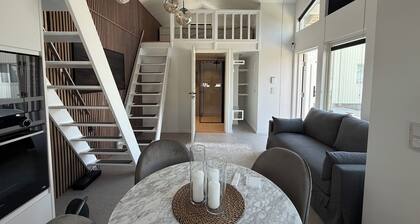 Nordic Loft Retract- Deluxe mini villa with 2 sleeping lofts