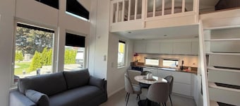 Nordic Loft Retract- Deluxe mini villa with 2 sleeping lofts