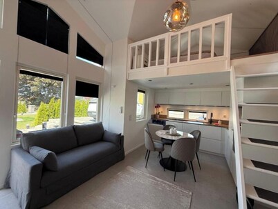 Nordic Loft Retract- Deluxe mini villa with 2 sleeping lofts