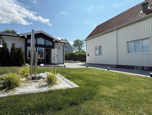 Nordic Loft Retract- Deluxe mini villa with 2 sleeping lofts