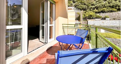 Fabulous 2-bedroom apartment with AC and heating in Varigotti, Italy