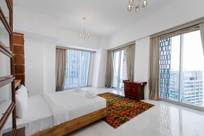 4 Schlafzimmer, Bügeleisen/Bügelbrett, WLAN