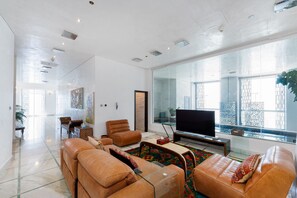 Lobby - Elegant 4BR Marina Penthouse | Private Pool (Dubai)