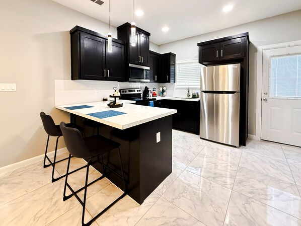 Fridge, microwave, oven, stovetop