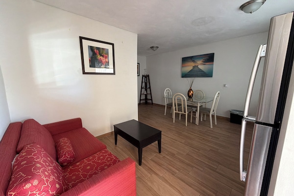 Smart TV, books