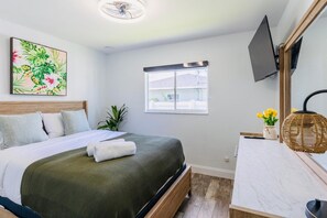 4 habitaciones, escritorio, tabla de planchar con plancha y wifi gratis