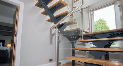 Penthouse at the White House near Edinburgh