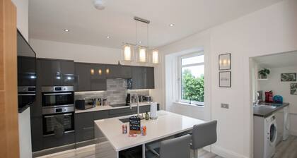 Penthouse at the White House near Edinburgh