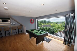 Games room - Penthouse at the White House near Edinburgh (Bathgate)