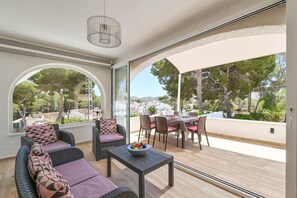 Outdoor dining - Villa Esquina de la Luz Moraira (Moraira)