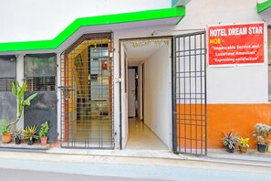 Entrée de l’hébergement