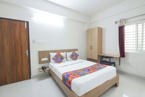 Egyptian cotton sheets, premium bedding, in-room safe, free WiFi - FabHotel Golden Grand Inn - Global Village (Bangalore)