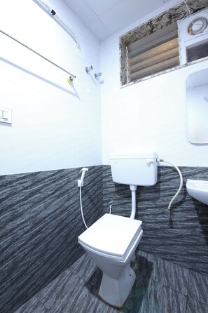 Bruser, brusehoved med spredningseffekt, gratis toiletartikler