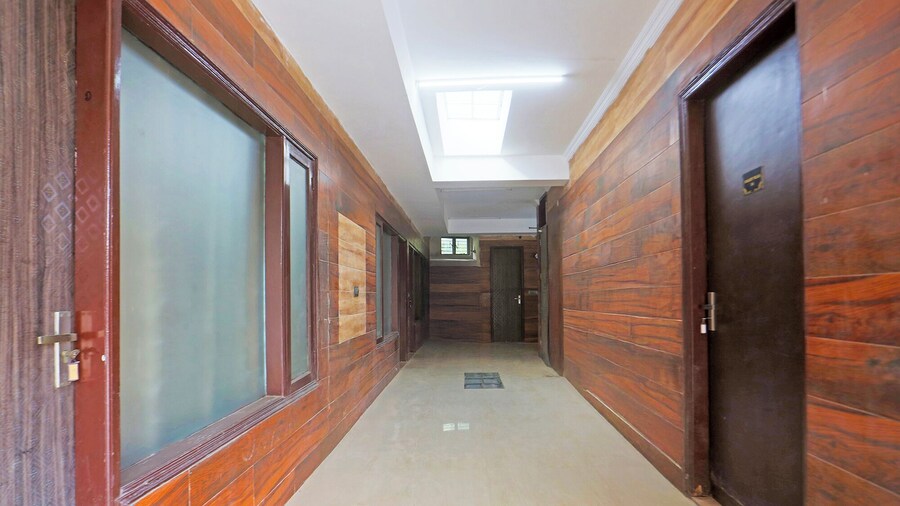 Fabhotel Vasant Villa