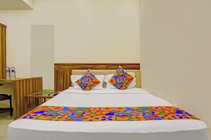 Deluxe Room - Fabhotel Galaxy Inn (Mumbai)