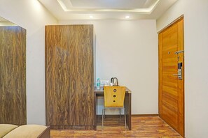 Egyptian cotton sheets, premium bedding, in-room safe, free WiFi - FabHotel Pooja - Near Bagalur Main Road (Bangalore)