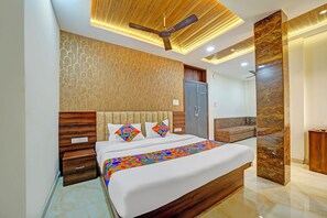 Executive Room | Egyptian cotton sheets, premium bedding, in-room safe, free WiFi