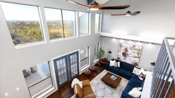 TV connectée, cheminée