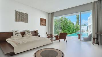 Romantic Room, Courtyard View | In-room safe, laptop workspace, free WiFi