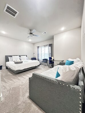 4 chambres, bureau, fer et planche à repasser, Wi-Fi gratuit
