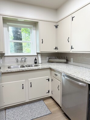 Microwave, oven, stovetop, dishwasher