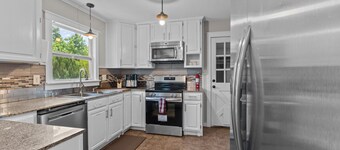 Fort. Bragg / Fort. Liberty 2min away! 4BD