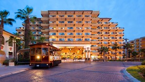 Unclassified image, 3 of 28, button - Spacious 3-Bedroom with Ocean Views at Villa del Palmar Cabo (Unknown)