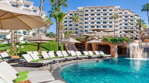 Outdoor pool - Spacious 3-Bedroom with Ocean Views at Villa del Palmar Cabo (Unknown)