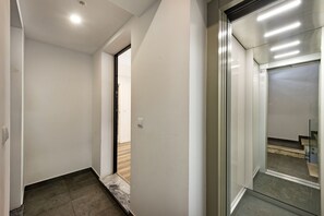 Interior - Modern and welcoming, centrally located (Faro)