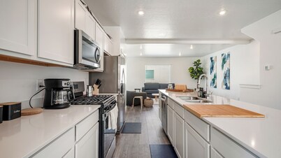 Family-Friendly 3-Story Home Sleeps 8