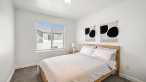 4 bedrooms, iron/ironing board, travel cot, free WiFi